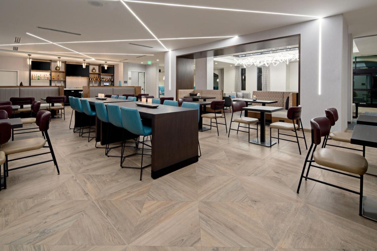Springhill Suites By Marriott Valencia Exterior photo