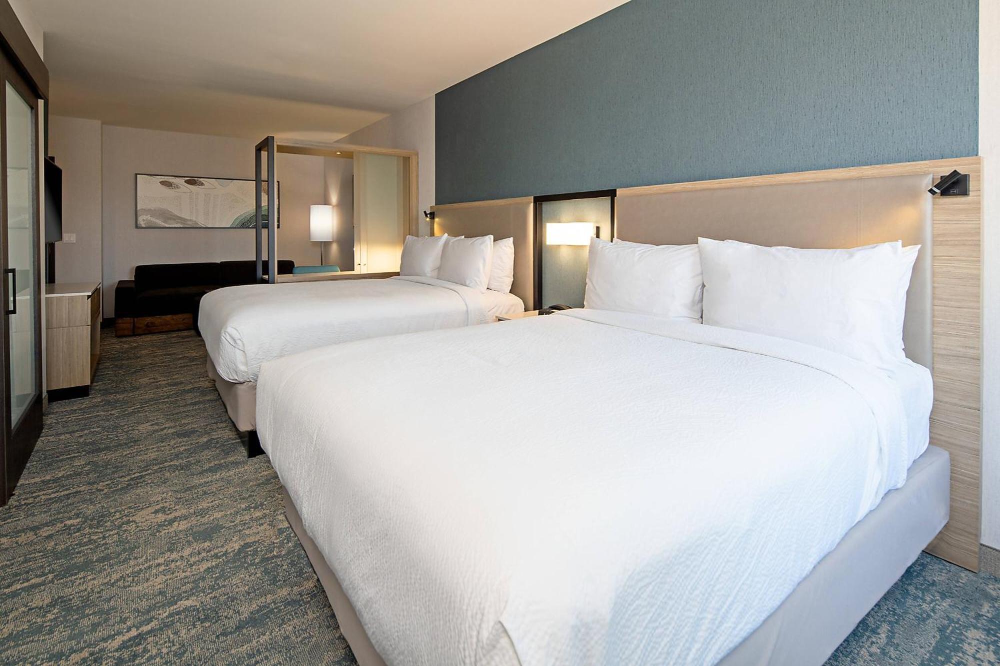 Springhill Suites By Marriott Valencia Exterior photo