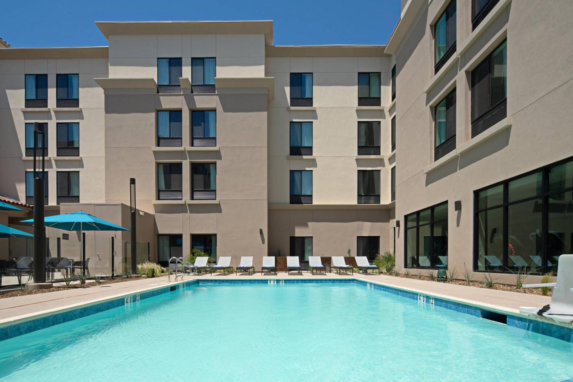 Springhill Suites By Marriott Valencia Exterior photo